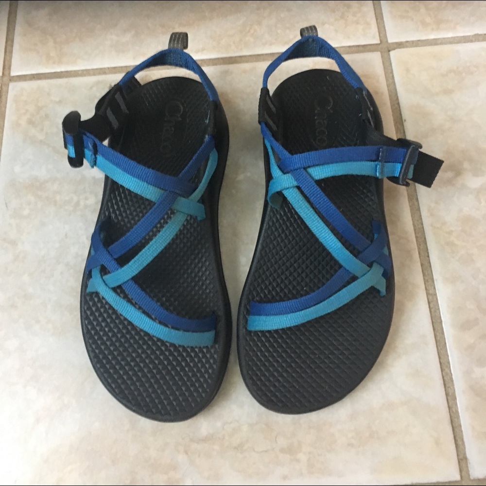 Blue Chaco Sandala